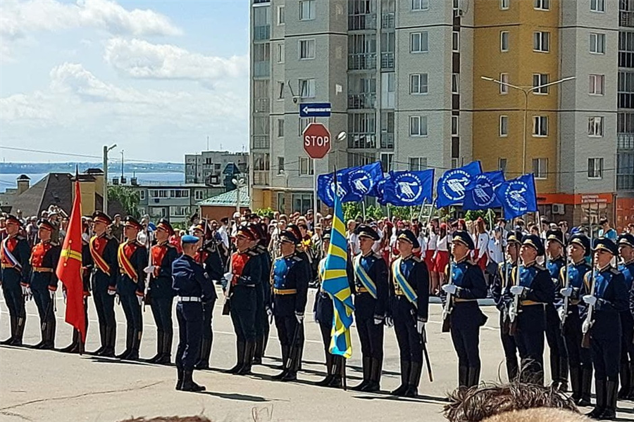 Парад Маресьеву 20 мая. Митинг 22 февраля. Митинг в Камышине на 1 мая. Празднование 105 годовщина октября в Екатеринбурге. 18 19 20 мая